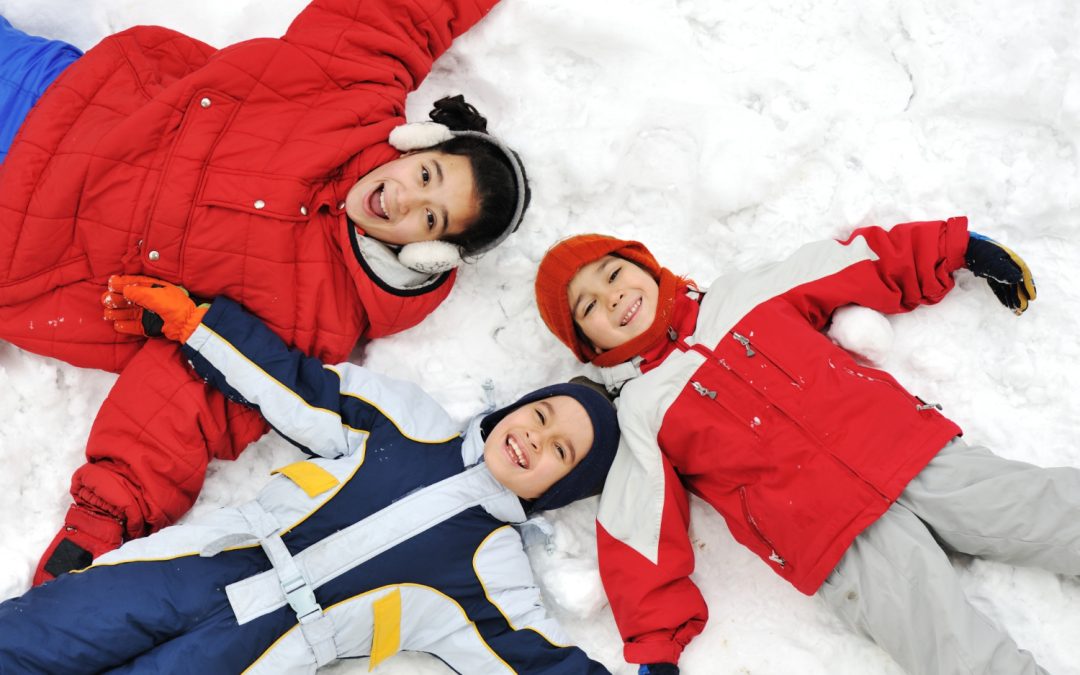 Clases de esquí para niños en Sierra Nevada: seguridad, técnica y diversión